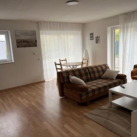Schoene Eigentumswohnung Mit Terrasse Lübeck Exteriér fotografie